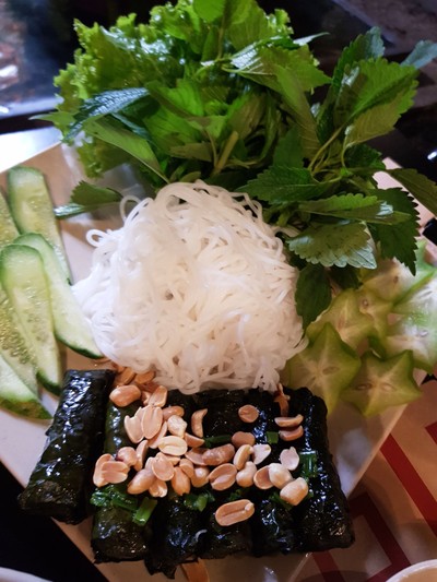 หมูย่างพันสาหร่าย
