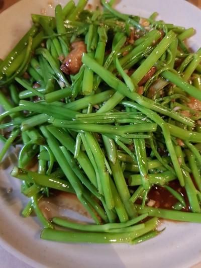 ผักบุ้งผัดกระเทียม