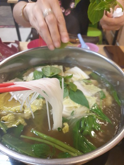 อาหาร หรือ เครื่องดื่ม