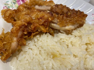ข้าวมันไก่ทอด