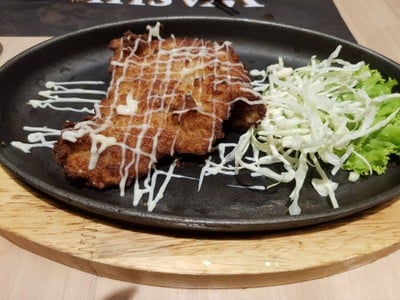 อาหาร หรือ เครื่องดื่ม