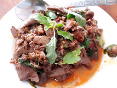 ผัดเผ็ดเครื่องในเป็ด