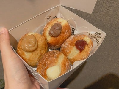 Brassica Doughnuts เอกมัย