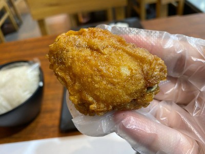 หนังไก่ทอดกรอบ