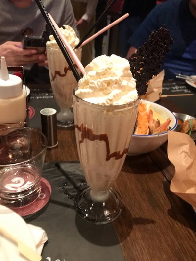 Earl Grey & Cacao Wafer Milkshake