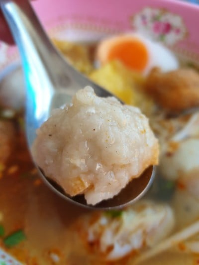 ลูกชิ้นแคระ