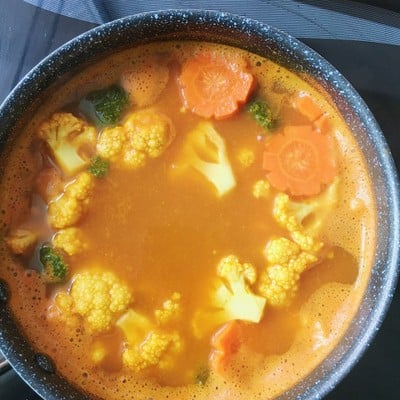 วิธีทำ 🌈แกงส้มแซลมอนย่าง