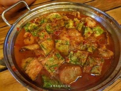 แกงส้มชะอมกุ้ง