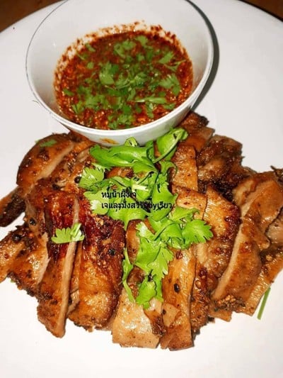 วิธีทำ หมูน้ำผึ้งเจ วิธีทำ หมูน้ำผึ้งเจ