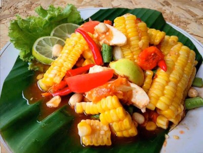 ตำข้าวโพดไข่เค็ม