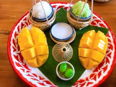 Thongyib Thongyod Restaurant & Cafe ทองหยิบทองหยอด