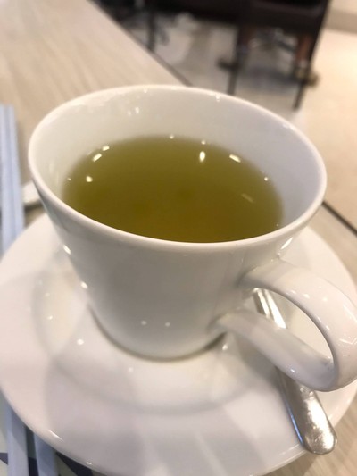 น้ำตะไคร้ร้อน