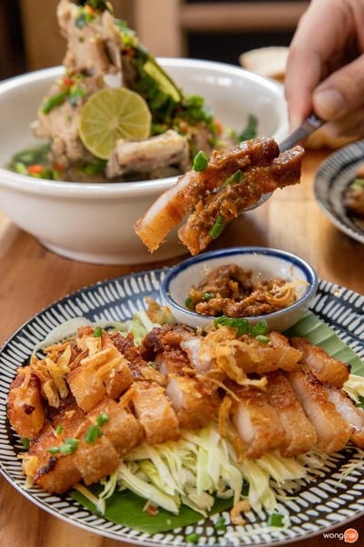 เมนูของร้าน คอหมูย่าง-หน้าไม้ ศรีสะเกษ