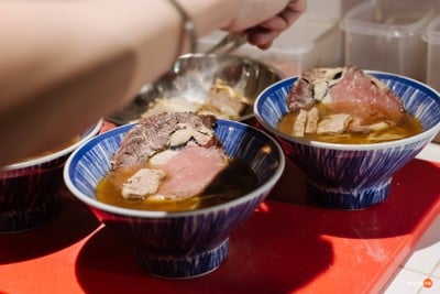 เมนูของร้าน งัว (บางซื่อ)NGUA SMOKED BEEF NOODLE บางซื่อ