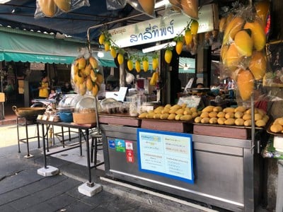 สาลี่ทิพย์ ข้าวเหนียวมะม่วง