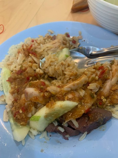 ข้าวมันไก่เนื้อน่อง