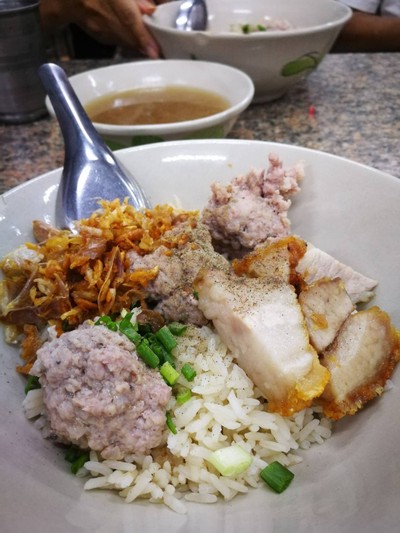 เมนูของร้าน โกเบนซ์ภูเก็ต ภูเก็ต