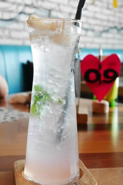 ลิ้นจี่โซดา