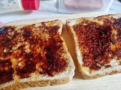 วิธีทำ แซนวิชแฮมพริกเผาหมูหยอง