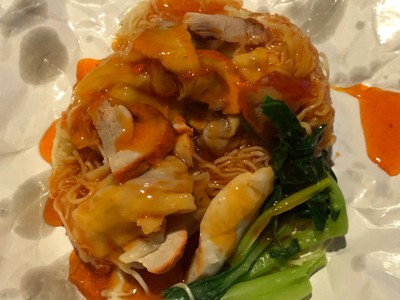 บะหมี่เกี๊ยวหมูแดงแห้ง