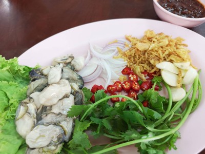 หอยนางรมทรงเครื่อง