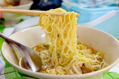 บะหมี่ต้มจืด