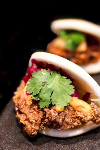 Crispy Fried Chicken Gua Bao