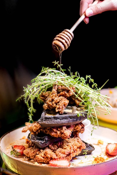 Chicken & Waffles ($22.8AUD ~480฿)