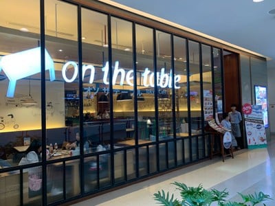 On the Table เซ็นทรัลพลาซ่า พระราม 9