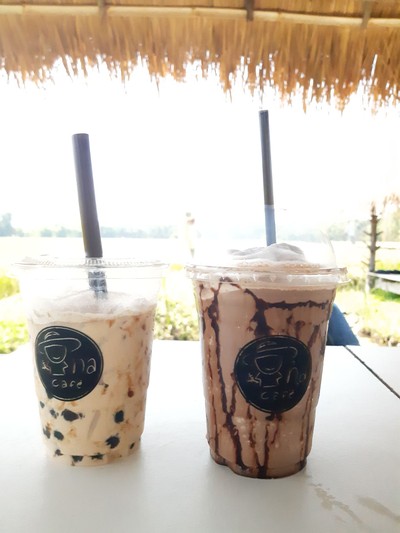 อาหาร หรือ เครื่องดื่ม