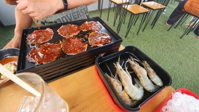 อาหาร หรือ เครื่องดื่ม