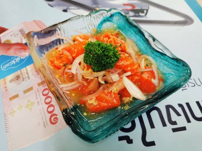 อาหาร หรือ เครื่องดื่ม