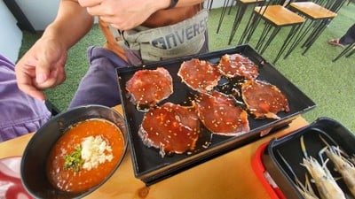 อาหาร หรือ เครื่องดื่ม