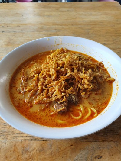 ข้าวซอยเนื้อ