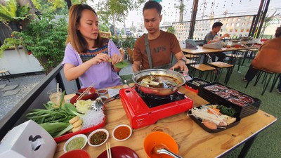 อาหาร หรือ เครื่องดื่ม