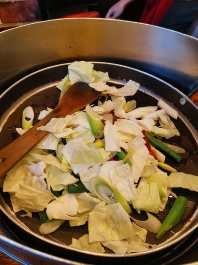 อาหาร หรือ เครื่องดื่ม