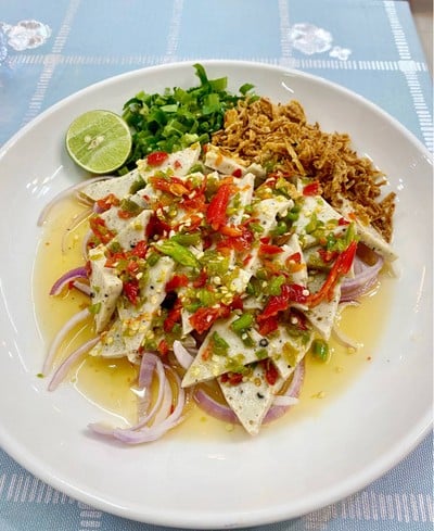 ยำหมูยออุบลฯ
