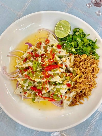 ยำหมูยออุบลฯ
