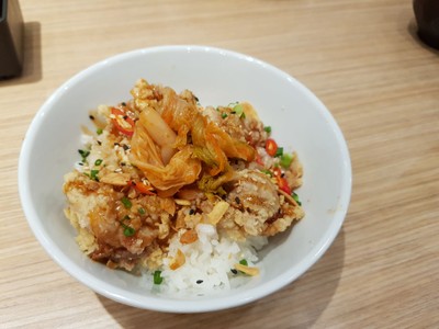 หน้าไก่ทอดกิมจิสไปซี่