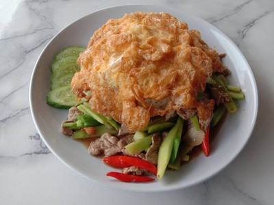 ราชากะเพรา ( ร้านโรส ตลาดบ่อทอง ) สาขาเทพารักษ์ ซอยมังกร