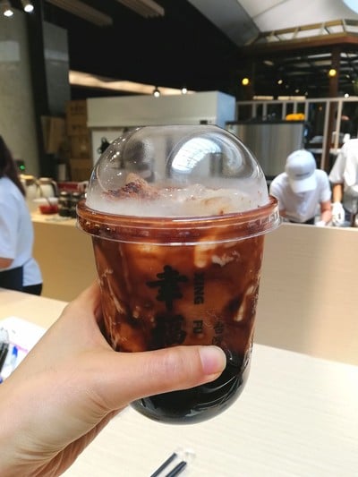 Brown Sugar Boba Milk ราคา 140 บาท