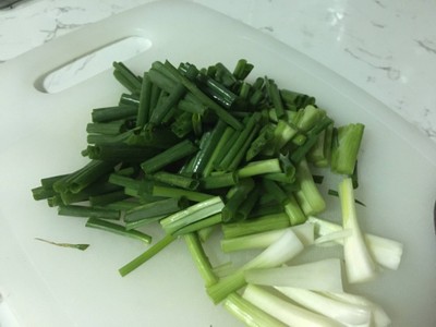 วิธีทำ หมูผัดต้นหอม วิธีทำ หมูผัดต้นหอม