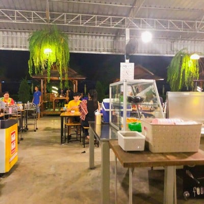 จ๊อบแจ๊บ บุฟเฟ่ต์หมูกระทะทอง