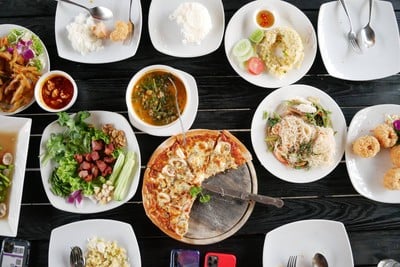 RIVER WINE Restaurant and Wine Bar ปากเกร็ด