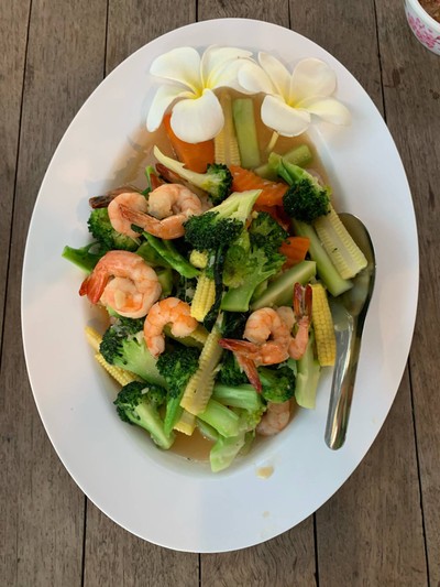 ผักผักรวมกุ้ง