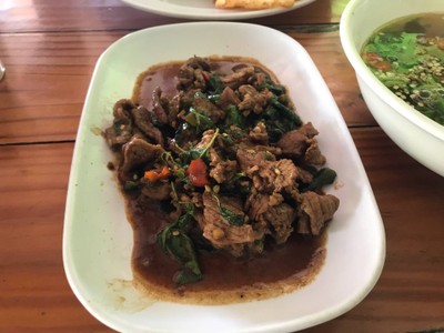 กระเพราเนื้อ