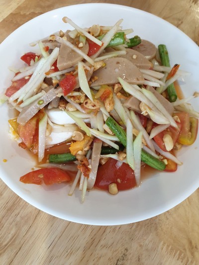 อาหาร หรือ เครื่องดื่ม