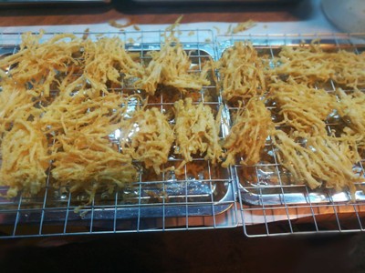 เห็ดเข็มทองทอดกรอบ