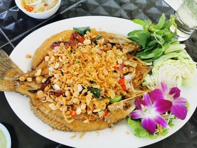 เมนูของร้าน ธารทะเลซีฟู้ด