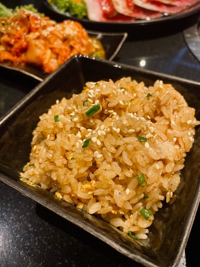 ข้าวผัดกระเทียม